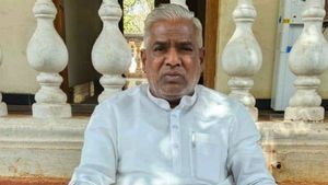ಸಿದ್ದರಾಮಯ್ಯ ಆಪ್ತ ಬಿ. ನಾರಾಯಣರಾವ್ ಪರಿಚಯ 