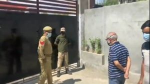 ಕಾಶ್ಮೀರ: ಪಿಡಿಪಿ ನಾಯಕರ ಸಭೆಗೆ ಅಡ್ಡಿ, ಮನೆಯಿಂದ ಹೊರಬರದಂತೆ ತಡೆದ ಪೊಲೀಸರು