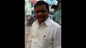 ನಗರಸಭೆ ಜೆಡಿಎಸ್ ಸದಸ್ಯ ಬರ್ಬರ ಹತ್ಯೆ: ದುಷ್ಕರ್ಮಿಗಳು ಪರಾರಿ