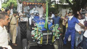  ರೈತರ ಆದಾಯ ದುಪ್ಪಟ್ಟಾಗಲ್ಲ, ಕುಸಿಯುತ್ತಿದೆ: ತೇಜಸ್ವಿ ಯಾದವ್