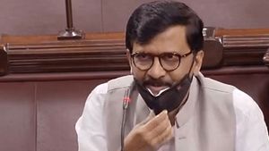 ಮಹಾರಾಷ್ಟ್ರದಲ್ಲಿ ಹಪ್ಪಳ ತಿಂದು ಕೊರೊನಾದಿಂದ ಚೇತರಿಸಿಕೊಂಡಿದ್ದಾರೆಯೇ?: ಸಂಜಯ್ 