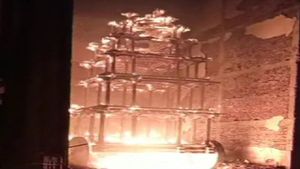 ಲಕ್ಷ್ಮೀ ನರಸಿಂಹ ದೇವಾಲಯದ ರಥ ಬೆಂಕಿಗೆ ಅಹುತಿ
