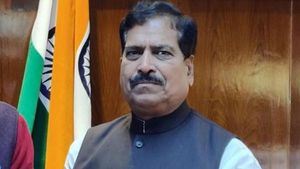 ಸಂಸದ ಸುರೇಶ್ ಅಂಗಡಿ ನಿಧನಕ್ಕೆ ಕಂಬನಿ ಮಿಡಿದ ಗಣ್ಯರು