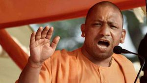ಮೊಘಲರು ನಮ್ಮ ಹೀರೋಗಳಾಗಲು ಹೇಗೆ ಸಾಧ್ಯ?: ಯೋಗಿ ಆದಿತ್ಯನಾಥ್