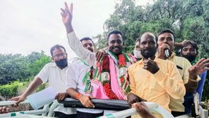 ಶಿರಾ ಉಪ ಚುನಾವಣೆ; ಬಿಜೆಪಿ ಬಿಟ್ಟು ಜೆಡಿಎಸ್ ಸೇರಿದ ನಾಯಕರು 