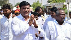  ಶಾಸಕ ಭೀಮಾನಾಯ್ಕ್ ವಿರುದ್ಧ ಅಡವಿ ಆನಂದದೇವನಹಳ್ಳಿ ಗ್ರಾಮಸ್ಥರ ಆಕ್ರೋಶ