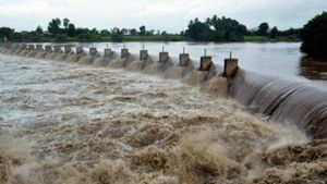 ಸೊನ್ನ ಬ್ಯಾರೇಜ್ ಭರ್ತಿ:  65000 ಕ್ಯುಸೆಕ್ ನೀರು ಭೀಮಾ ನದಿಗೆ ಬಿಡುಗಡೆ 