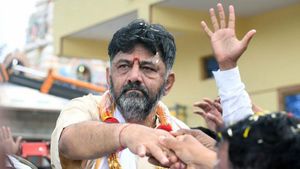 ಡಿಕೆಶಿಯನ್ನು ಖೆಡ್ಡಾಗೆ ತಳ್ಳಿದವರಾರು: ಬೆಳಗಾವಿಯಿಂದ ಸೋರಿಕೆ ಆಯ್ತಾ ಸಿಬಿಐಗೆ ಮೇಘ ಸಂದೇಶ? 