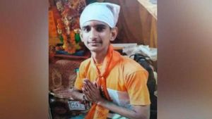 ದೆಹಲಿ ವಿವಿ ವಿದ್ಯಾರ್ಥಿ ಕೊಲೆಗೆ ಕಾರಣವಾದ ಸ್ನೇಹ, ಐವರ ಬಂಧನ