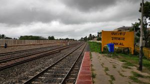 ಹುಬ್ಬಳ್ಳಿ-ಧಾರವಾಡ ನಡುವೆ 30 ನಿಮಿಷದಲ್ಲಿ ಪ್ರಯಾಣಿಸಿ 