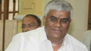 ಕಾಂಗ್ರೆಸ್-ಬಿಜೆಪಿ ಹೊಂದಾಣಿಕೆ ರಾಜಕೀಯ; ರೇವಣ್ಣ ಹೊಸ ಬಾಂಬ್ 