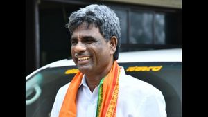 ಯಕ್ಷಗಾನ ಮೇಳಗಳಿಗೆ ಸಿದ್ಧತೆ ಮಾಡಿಕೊಳ್ಳಿ: ಸಚಿವ ಶ್ರೀನಿವಾಸ ಪೂಜಾರಿ