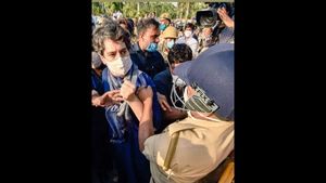 ಪ್ರಿಯಾಂಕಾ ಗಾಂಧಿಯನ್ನು ಮುಟ್ಟಲು ಅವರಿಗೆಷ್ಟು ಧೈರ್ಯ?: ಬಿಜೆಪಿ ನಾಯಕಿ ಕಿಡಿ