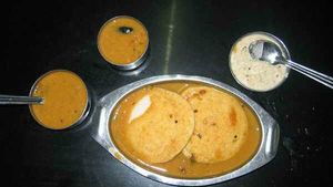  ದಾವಣಗೆರೆ; ಹೋಟೆಲ್ ಉಪಾಹಾರ ಸೇವಿಸಿ 30 ಗ್ರಾಹಕರು ಅಸ್ವಸ್ಥ