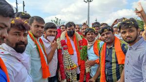 ಯಡಿಯೂರಪ್ಪ ಹಾಗೂ ವಿಜಯೇಂದ್ರಗೆ ಧನ್ಯವಾದ ಹೇಳಿದ KRIDL ನೂತನ ಅಧ್ಯಕ್ಷ ಎಂ.ರುದ್ರೇಶ್