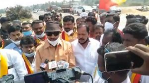 ಮರಾಠ ಅಭಿವೃದ್ಧಿ ನಿಗಮ ಏಕೆ; ಯಡಿಯೂರಪ್ಪಗೆ ವಾಟಾಳ್ ಪ್ರಶ್ನೆ 