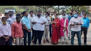 ಕನ್ನಡ ಧ್ವಜಸ್ತಂಭ ತೆರವಿಗೆ ಗಡುವು ಕೊಟ್ಟ ಎಂಇಎಸ್ 
