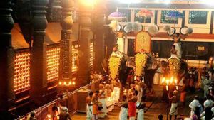 ಕೊರೊನಾ ಸೋಂಕು: 2 ವಾರಗಳ ಕಾಲ ಗುರುವಾಯೂರ್ ದೇವಸ್ಥಾನಕ್ಕೆ ನಿರ್ಬಂಧ