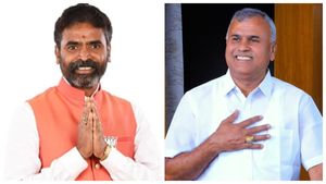 ಕೋಲಾರ; ಸಂಸದ, ಶಾಸಕರ ನಡುವೆ ಸಚಿವರ ಮುಂದೆ ವಾಗ್ವಾದ! 