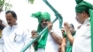 ಗೋಹತ್ಯೆ ನಿಷೇಧ ಕಾಯ್ದೆ; ಸರ್ಕಾರಕ್ಕೆ ಕುಮಾರಸ್ವಾಮಿ ಪ್ರಶ್ನೆಗಳು 