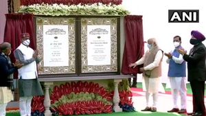 ನೂತನ ಸಂಸತ್ ಭವನ ಕಟ್ಟಡಕ್ಕೆ ಶಂಕುಸ್ಥಾಪನೆ ನೆರವೇರಿಸಿದ ಪ್ರಧಾನಿ ಮೋದಿ 