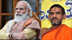 ಪ್ರಧಾನಿ ಮೋದಿ ಗಡ್ಡ, ಕೇಶ ಬಿಟ್ಟ ಹಿಂದಿನ  ಕಾರಣ ಬಹಿರಂಗ ಪಡಿಸಿದ ಪೇಜಾವರ ಶ್ರೀ 
