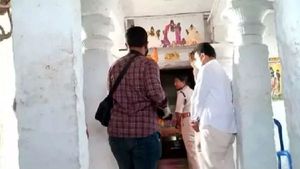  ಆಂಧ್ರದಲ್ಲಿ 400 ವರ್ಷದ ಪುರಾತನ ರಾಮನ ವಿಗ್ರಹ ಧ್ವಂಸಗೊಳಿಸಿದ ದುಷ್ಕರ್ಮಿಗಳು