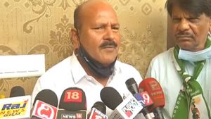 ಜಿ. ಟಿ. ದೇವೇಗೌಡರು ಉಚ್ಛಾಟನೆ ಮಾಡಲು ಎಂದು ಕಾಯುತ್ತಿದ್ದಾರೆ 