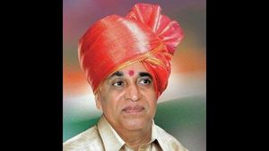ಮಹಾರಾಷ್ಟ್ರದ ಮಾಜಿ ಸಚಿವ ವಿಲಾಸ್ ಪಾಟೀಲ್ ನಿಧನ 