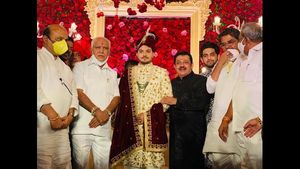 'ಜಮೀರ್ ಅಹ್ಮದ್ ನನ್ನ ಗೆಳೆಯ' ಎನ್ನುವ ಡೈಲಾಗ್ ಹೊಡೆಯುವುದನ್ನು ಮೊದಲು ಬಿಡಲಿ! 