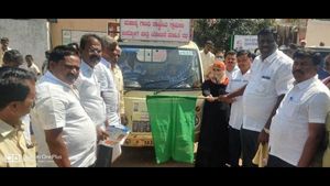 ಗುಳೆ ಹೋಗುವುದು ತಡೆಯಲು ಉದ್ಯೋಗ ವಾಹಿನಿ ರಥ 