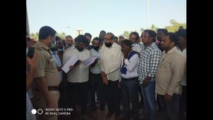 ಉಡುಪಿ; ಟೋಲ್‌ ವಿನಾಯಿತಿಗೆ ಮನವಿ, ಹೋರಾಟದ ಎಚ್ಚರಿಕೆ 