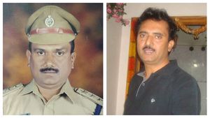 ಭ್ರಷ್ಟರಿಗೆ ಬೆಳ್ಳಂಬೆಳಗ್ಗೆ ಶಾಕ್: ಚಿತ್ರದುರ್ಗ, ಕೋಲಾರದಲ್ಲಿ ಎಸಿಬಿ ದಾಳಿ