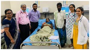 ದಾವಣಗೆರೆ; ಪ್ಲಾಸ್ಮಾ ಫೆರೋಸಿಸ್ ಚಿಕಿತ್ಸೆ, ಮಹಿಳೆಗೆ ಜೀವದಾನ 