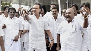 ವಿಧಾನಸಭೆಯಲ್ಲಿ ಗುಟ್ಕಾ ಗಲಾಟೆ: ಸ್ಟಾಲಿನ್ ಹಾಗೂ ಡಿಎಂಕೆ ಶಾಸಕರಿಗೆ ರಿಲೀಫ್ 