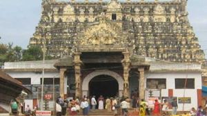 ಸರ್ಕಾರಕ್ಕೆ ಹಣ ಪಾವತಿ: ಪದ್ಮನಾಭ ದೇವಸ್ಥಾನ ಸುಪ್ರೀಂಗೆ ಹೇಳಿದ್ದೇನು?