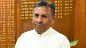 ವರ್ತೂರು ಪ್ರಕಾಶ್ ಕಾಂಗ್ರೆಸ್‌ಗೆ; ಮುನಿಯಪ್ಪ ಹೇಳಿದ್ದೇನು? 