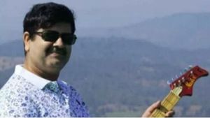 ಅಂಬಾನಿಗೆ ಬಾಂಬ್ ಬೆದರಿಕೆ ಪ್ರಕರಣ: ನಿಗೂಢ ಸಾವಿನ ಹಿಂದೆ ಪೊಲೀಸ್ ಅಧಿಕಾರಿ ಕೈವಾಡ?