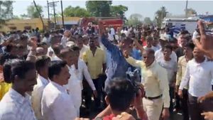  ಗೋಕಾಕ್‌; ರಮೇಶ್ ಜಾರಕಿಹೊಳಿ ಬೆಂಬಲಿಗರ ಪ್ರತಿಭಟನೆ 
