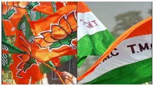 ಪಶ್ಚಿಮ ಬಂಗಾಳದಲ್ಲಿ ಲಸಿಕೆ ದಾಖಲೆಗಳಲ್ಲಿ ಪ್ರಧಾನಿ ಫೋಟೋ: ಚುನಾವಣಾ ಆಯೋಗಕ್ಕೆ ಟಿಎಂಸಿ ದೂರು