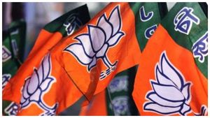 ಪ್ರಚಾರದ ಭರಾಟೆ: ತಮಿಳುನಾಡಿನಲ್ಲಿ ನಗೆಪಾಟಲಿಗೀಡಾದ ಬಿಜೆಪಿ! 