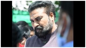 ಜಾರಕಿಹೊಳಿ ಸಿಡಿ: ಹುಬ್ಬಳ್ಳಿಯಿಂದ ಬ್ರೇಕಿಂಗ್ ನ್ಯೂಸ್ ಕೊಟ್ಟ ಶ್ರೀರಾಮುಲು 