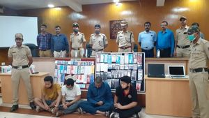 ಕಾರವಾರ; ಸೈಬರ್ ವಂಚಕರ ಸೆರೆ, 24 ಬ್ಯಾಂಕ್ ಖಾತೆ ಪತ್ತೆ! 