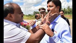 ಅಶ್ಲೀಲ ಸಿಡಿ ಪ್ರಕರಣ: ಕುಮಾರಸ್ವಾಮಿ ಸಹೋದರರಿಗೆ ಕ್ಲೀನ್ ಚಿಟ್ ನೀಡಿದ ರಮೇಶ್ ಜಾರಕಿಹೊಳಿ 