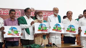 ಶಿವಮೊಗ್ಗದಲ್ಲಿ ರೈತ ಮಹಾ ಪಂಚಾಯತ್; ಲಾಂಛನ ಬಿಡುಗಡೆ 