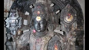 ಚೋಳರ ಕಾಲದ ಹರಿಹರೇಶ್ವರ ದೇಗುಲ ತೆರವಿಗೆ ವಿರೋಧ!