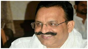 ಉತ್ತರ ಪ್ರದೇಶದ ಜೈಲಿಗೆ ವರ್ಗಾವಣೆ ವೇಳೆ ಪತಿ ಹತ್ಯೆ ಸಾಧ್ಯತೆ: ಭದ್ರತೆಗಾಗಿ ಅನ್ಸಾರಿ ಪತ್ನಿ ಪತ್ರ