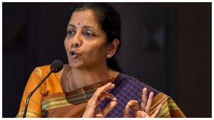 ಪೆಟ್ರೋಲ್, ಡೀಸೆಲ್ ಜಿಎಸ್‌ಟಿ ವ್ಯಾಪ್ತಿಗೆ: ನಿರ್ಮಲಾ ಸೀತಾರಾಮನ್ ಹೇಳಿದ್ದೇನು? 