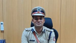 ಅಕ್ರಮ ಮರಳು ಸಾಗಣೆ ವಿರುದ್ಧ ಪೊಲೀಸರ ಕಾರ್ಯಚರಣೆ