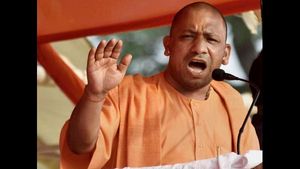 ಜಾಗತಿಕ ಮಟ್ಟದಲ್ಲಿ ಭಾರತೀಯ ಸಂಪ್ರದಾಯಕ್ಕೆ ಜಾತ್ಯತೀತತೆ ಬಹುದೊಡ್ಡ ಬೆದರಿಕೆ: ಯೋಗಿ 